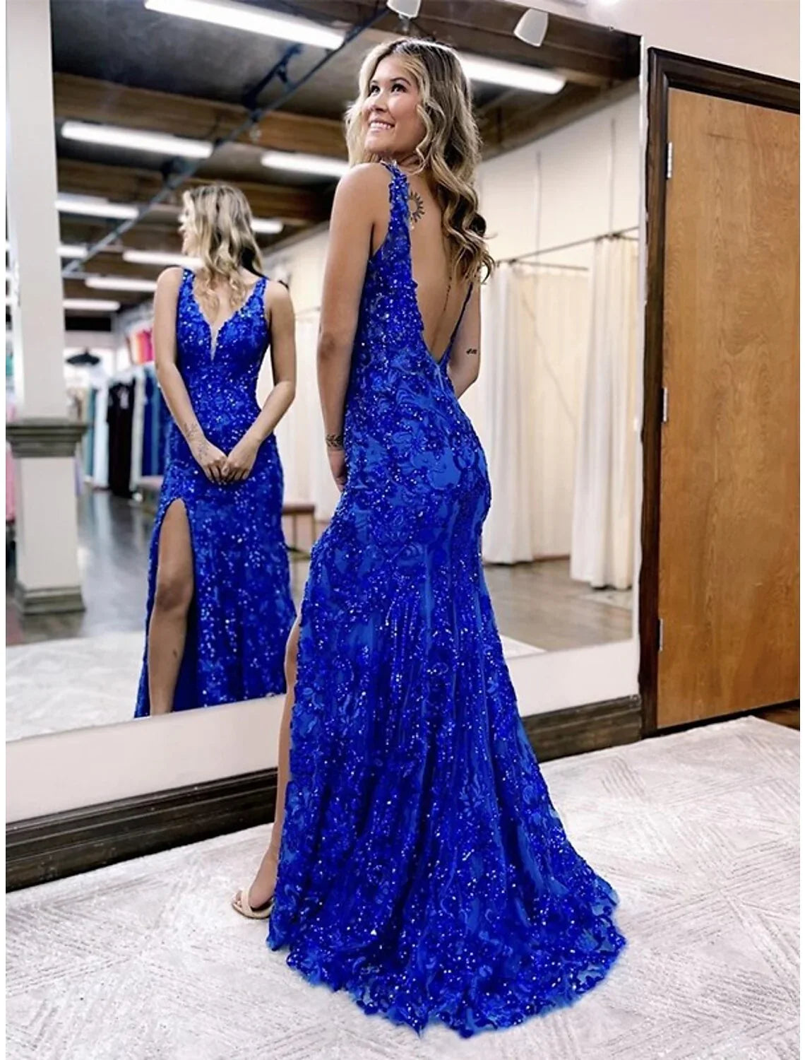 Red Sequin Mermaid Floor-Length Evening Gown with V-Neck & High Slit