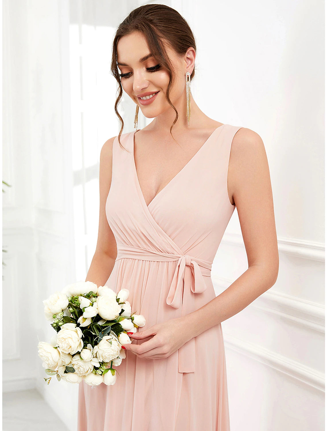 Abiti da sposa a trapezio, eleganti, da festa, asimmetrici, senza maniche, con spalline sottili, in chiffon con volant e spacco
