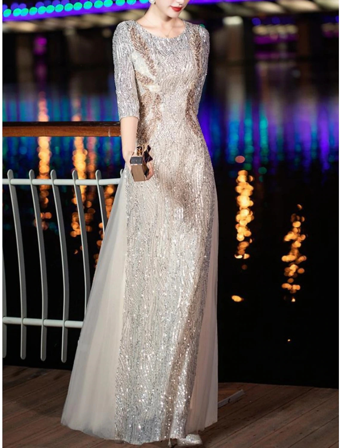 Abito da cerimonia per la madre della sposa, a tubino, con scollo a barchetta, lunghezza al pavimento, in tulle con paillettes, manica corta, con pieghe, scintillante e brillante