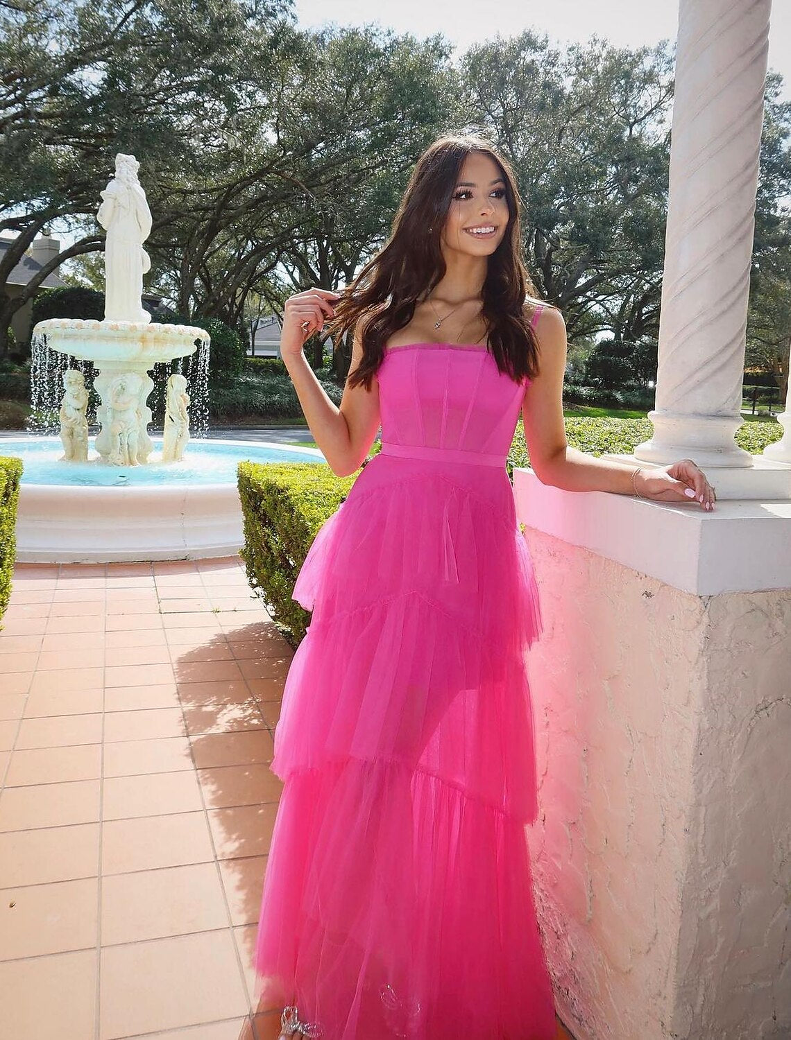 Black Tiered Tulle Floor-Length Evening Dress with Straight Neck