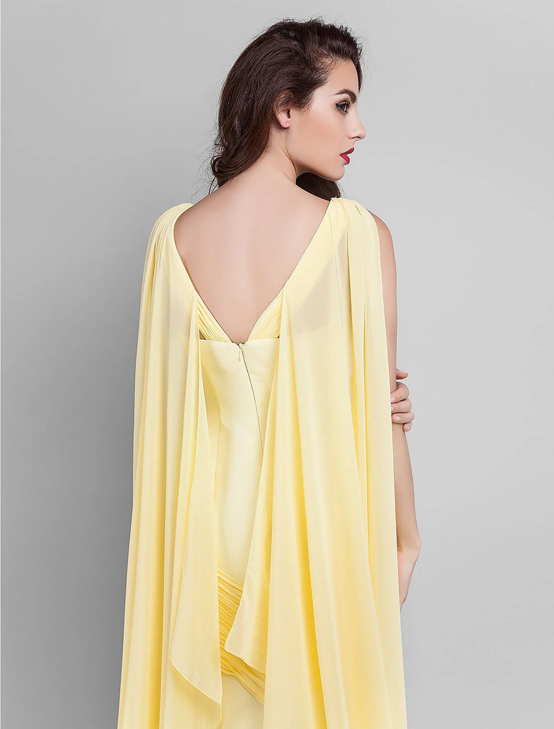 Abito elegante a tubino/colonna, per invitati a nozze, ballo di fine anno, strascico, senza maniche, scollatura profonda, georgette, schiena a V con drappeggio laterale incrociato