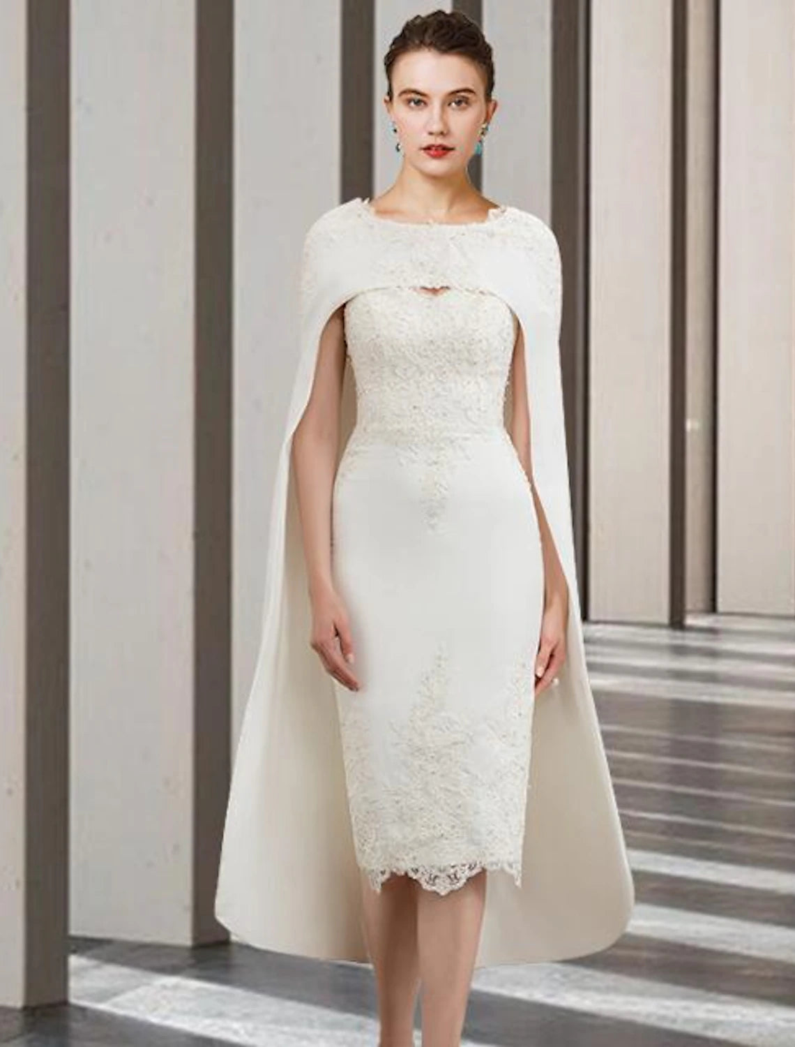 Vestido de dos piezas para madre de la novia, estilo tubo/columna, para invitada de boda, iglesia, elegante, cuello joya, largo hasta la rodilla, de gasa, encaje, sin mangas, con apliques de cuentas, otoño