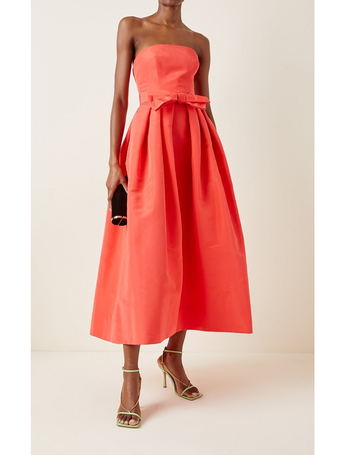 Vestidos de cóctel de corte A, vestido minimalista para invitados de boda, para fiesta de bienvenida, largo hasta la rodilla, sin mangas, sin tirantes, de satén con faja/cinta, color puro