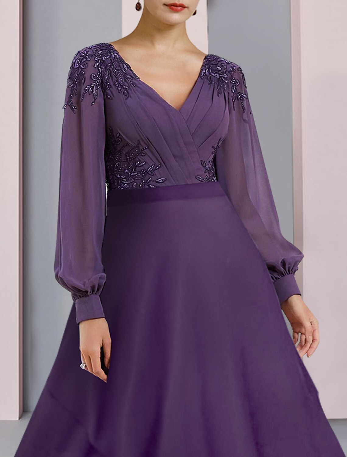 Abito da cerimonia per la madre della sposa, a tubino, con scollo a V, asimmetrico, in chiffon e pizzo, a maniche lunghe, con arricciature