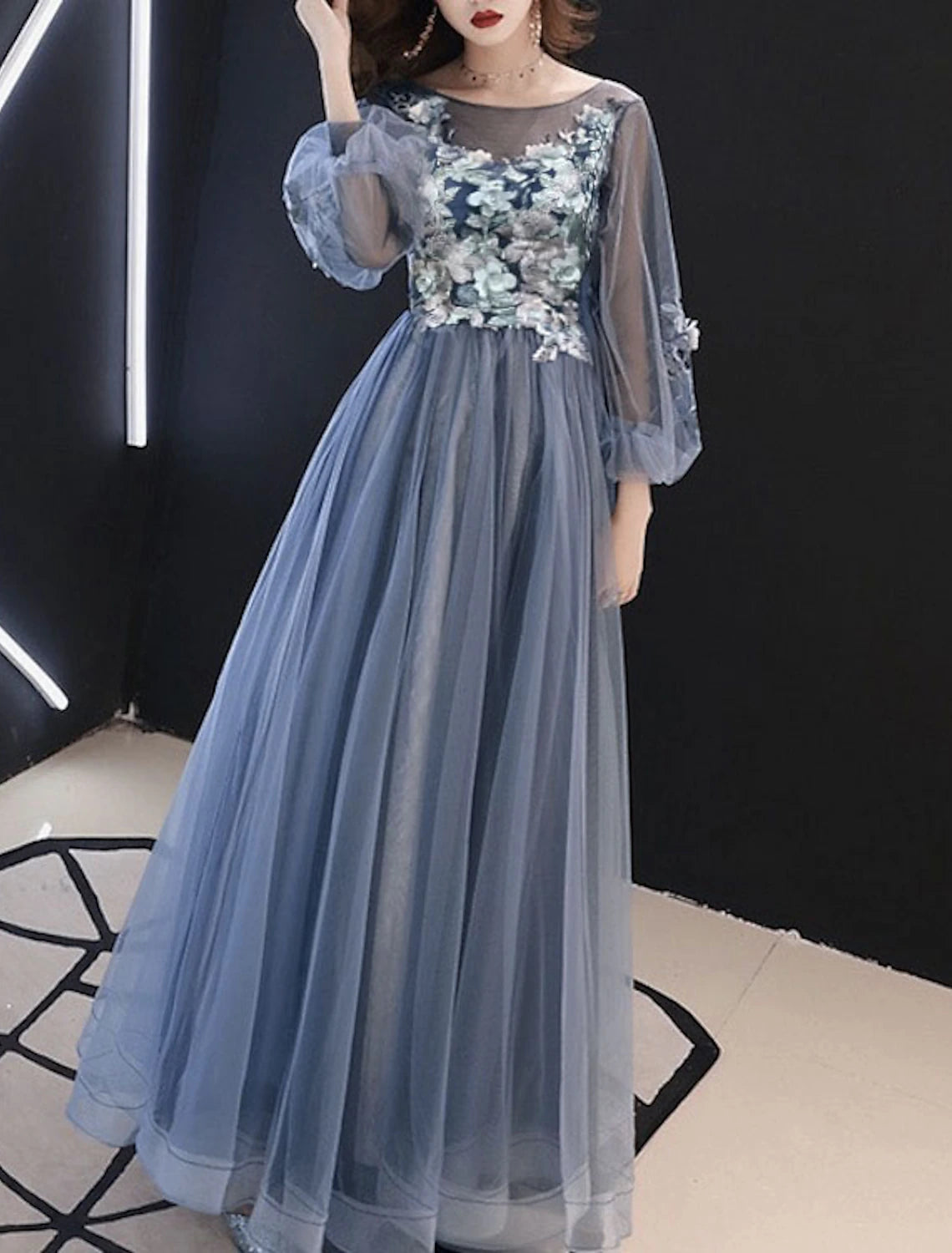 Abiti da ballo a trapezio, abiti lussuosi, per San Valentino, invitati alle nozze, lunghezza al pavimento, maniche lunghe, scollo a V, tulle con applicazioni