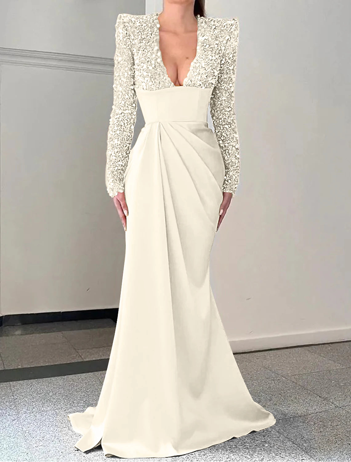 Vestido de noche elegante de sirena/trompeta, formal, con cola larga y escote en V, de satén con pliegues y lentejuelas