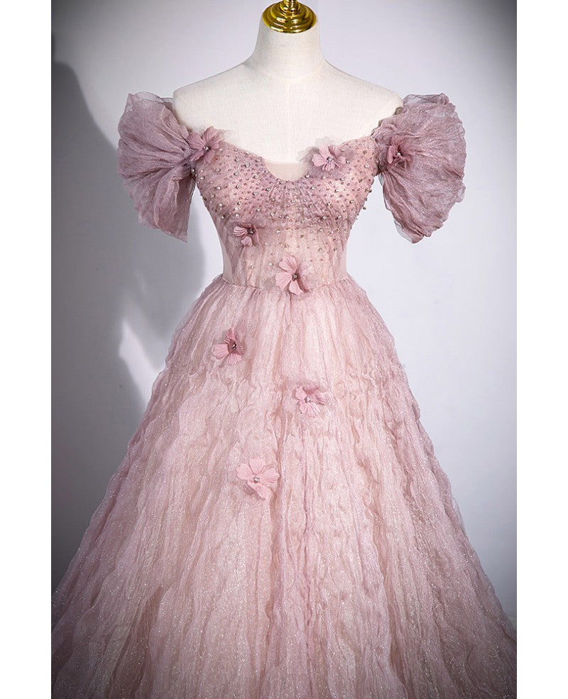 Vestido de fiesta de manga corta con apliques de diamantes de imitación y lentejuelas brillantes en color rosa empolvado, corte en A, estilo princesa, largo, sin espalda y con tirantes.