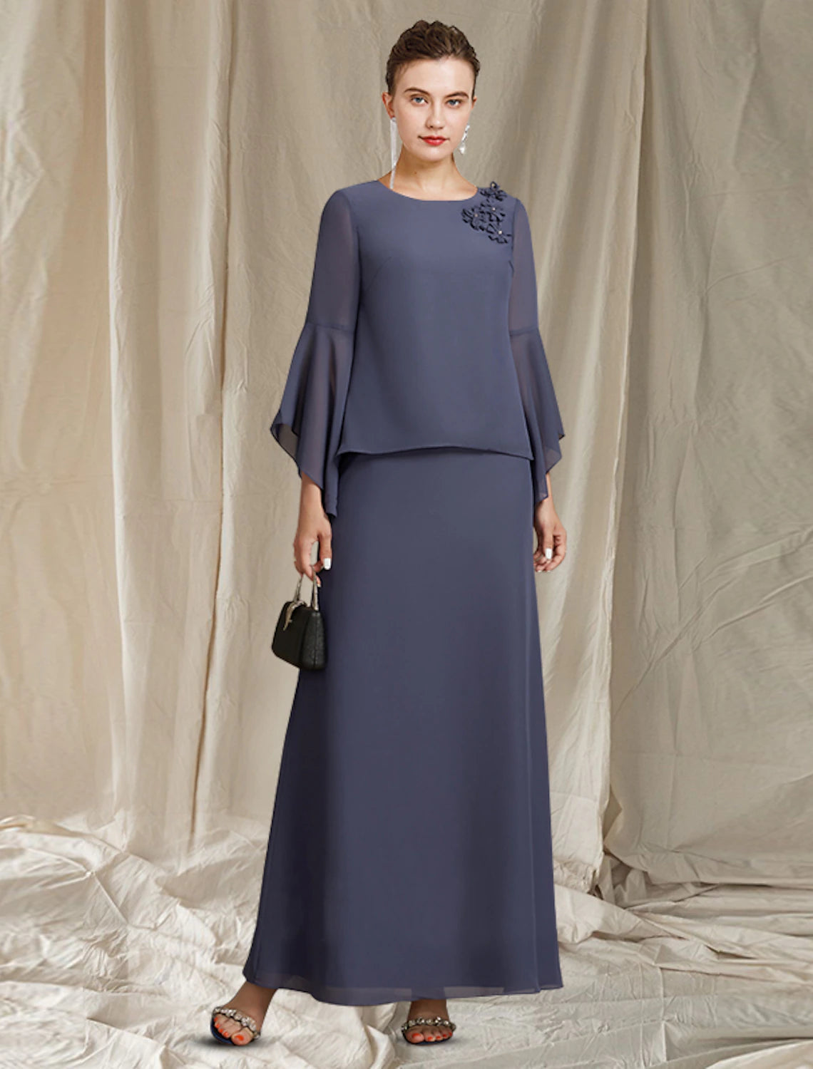 Abito da sposa a trapezio, elegante, in chiffon, con scollo gioiello, lunghezza alla caviglia, manica lunga e fiori, taglie forti