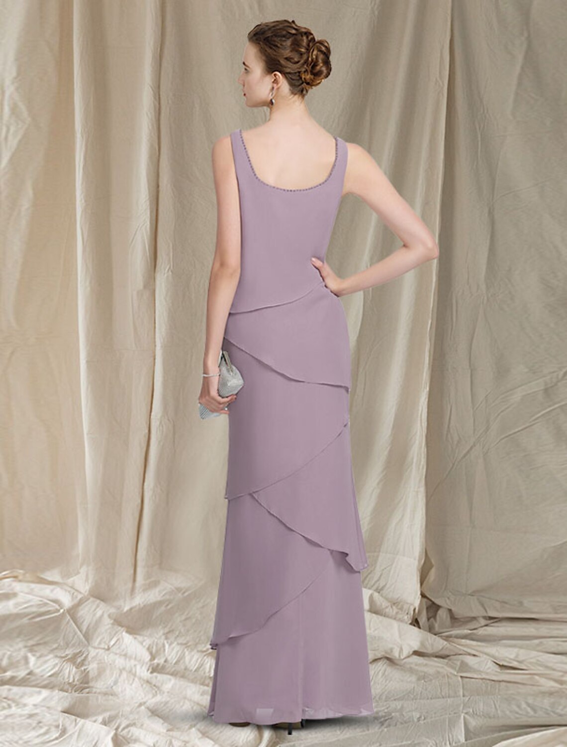 Vestido de madre de la novia de dos piezas, elegante, de corte tubo/columna, escote redondo, largo hasta el suelo, de gasa, sin mangas, cruzado, con cuentas y volantes en cascada.