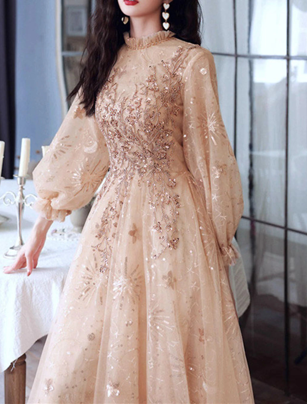 Vestido de noche formal de compromiso elegante con corte A brillante, cuello alto, manga larga, largo hasta el suelo, de tul con lentejuelas