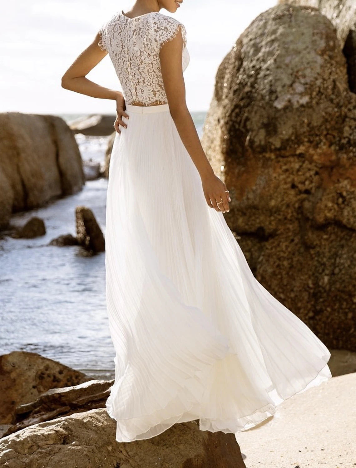 Vestidos de novia bohemios de playa, de dos piezas, con escote redondo, sin mangas, hasta el suelo, de gasa, con apliques, color liso