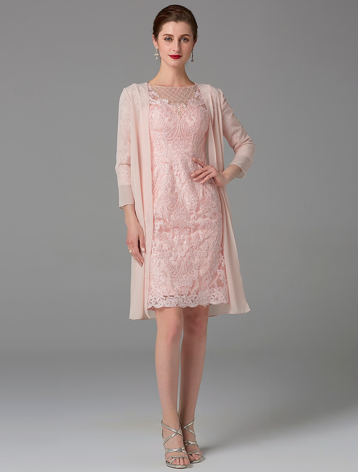 Vestido de madre de la novia de dos piezas, estilo tubo/columna, con brillo y brillo, cuello joya, largo hasta la rodilla, de gasa, con encaje, mangas 3/4, chaqueta y apliques de cuentas.