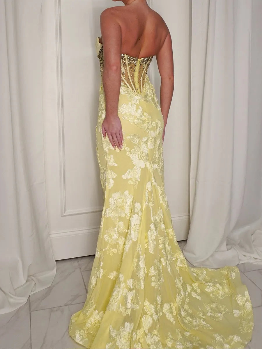 Butter Yellow Lace Mermaid Strapless Open-Back Floor-Length Dress - Jimiss