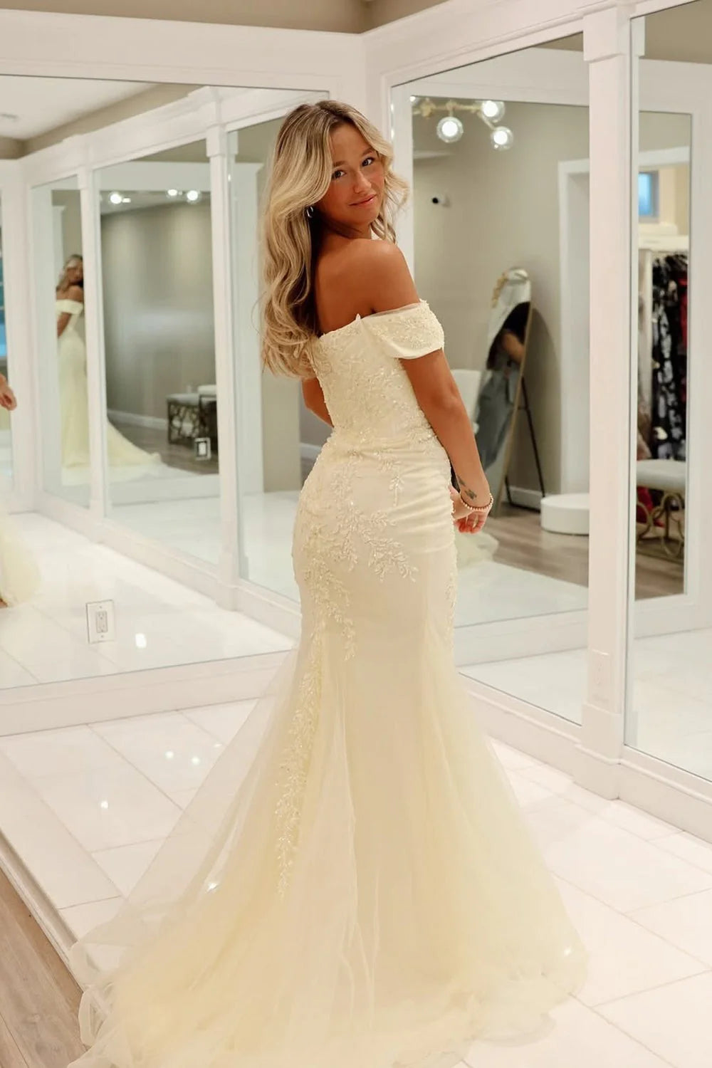 Butter Yellow Lace & Tulle Mermaid Off-the-Shoulder Floor-Length Dress - Jimiss