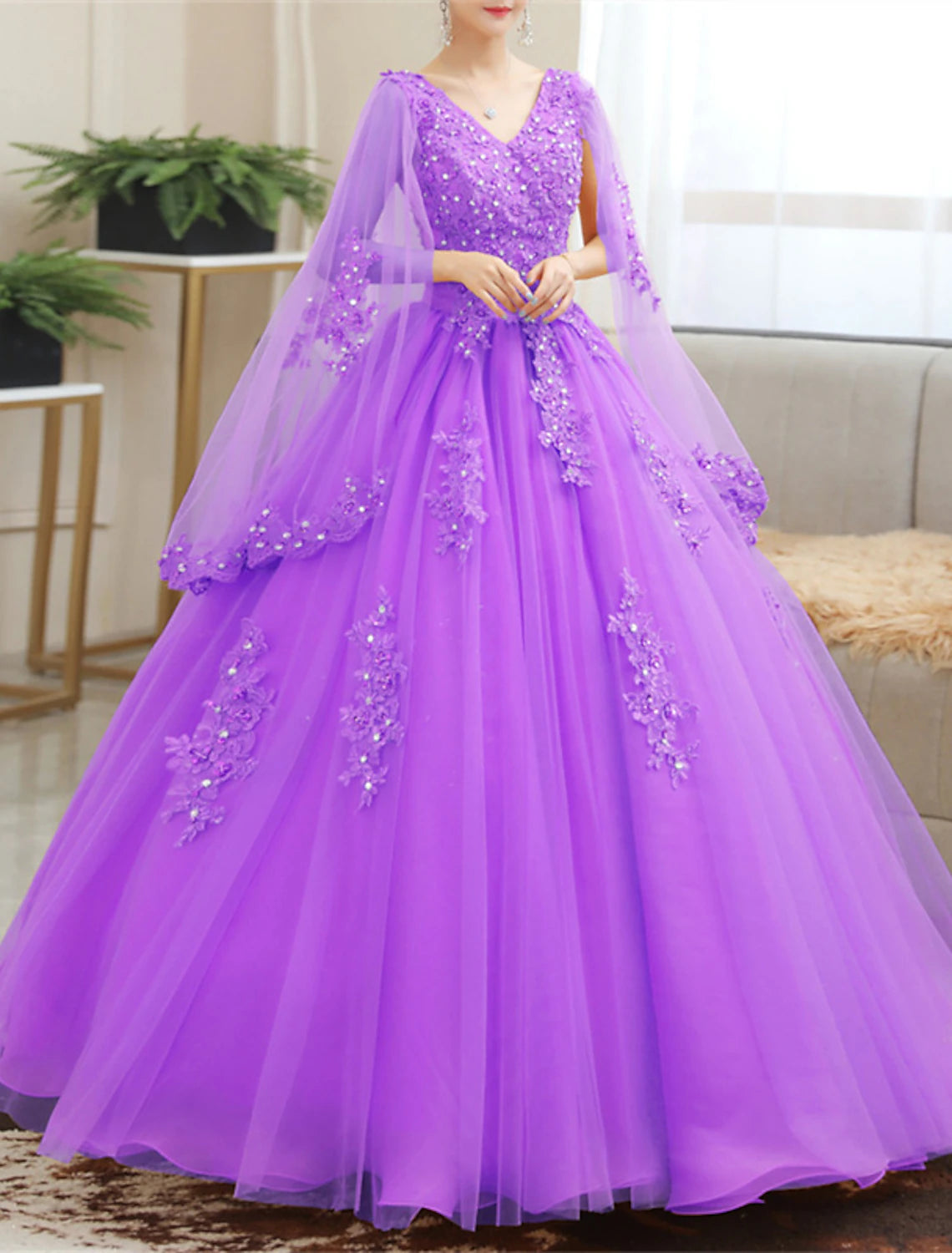 Vestidos de novia de recepción en color Vestidos de novia Vestido de baile Cuello en V Manga larga Hasta el suelo Vestidos de novia de encaje con apliques Verano Otoño Fiesta de bodas