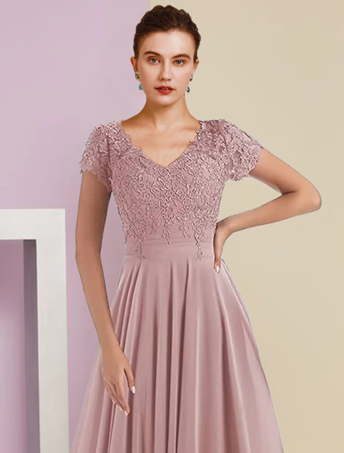 Vestido de dos piezas de corte A para madre de la novia, elegante, para invitada de boda formal, escote en V, cola larga/cortada, de gasa, encaje, mangas 3/4, cruzado incluido con pliegues y apliques
