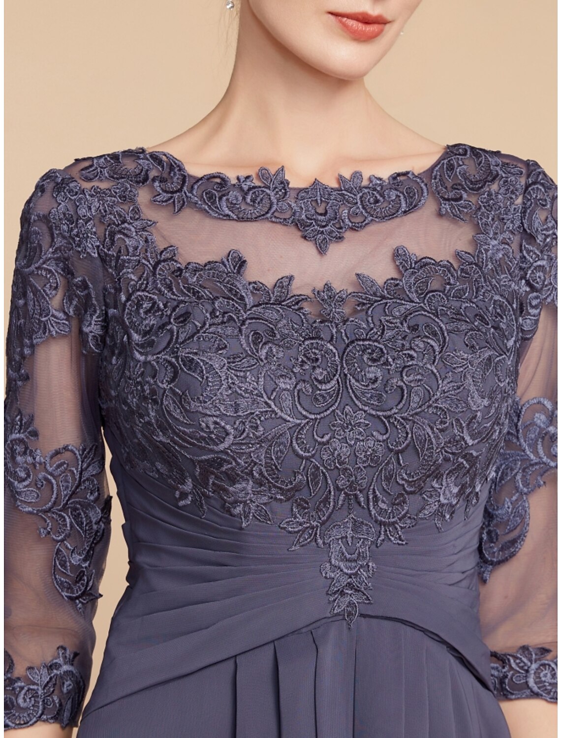 Abito da cerimonia per la madre della sposa, a trapezio, elegante, con scollo a barchetta, lunghezza alla caviglia, in chiffon e pizzo, manica a 3/4, con arricciature, tinta unita