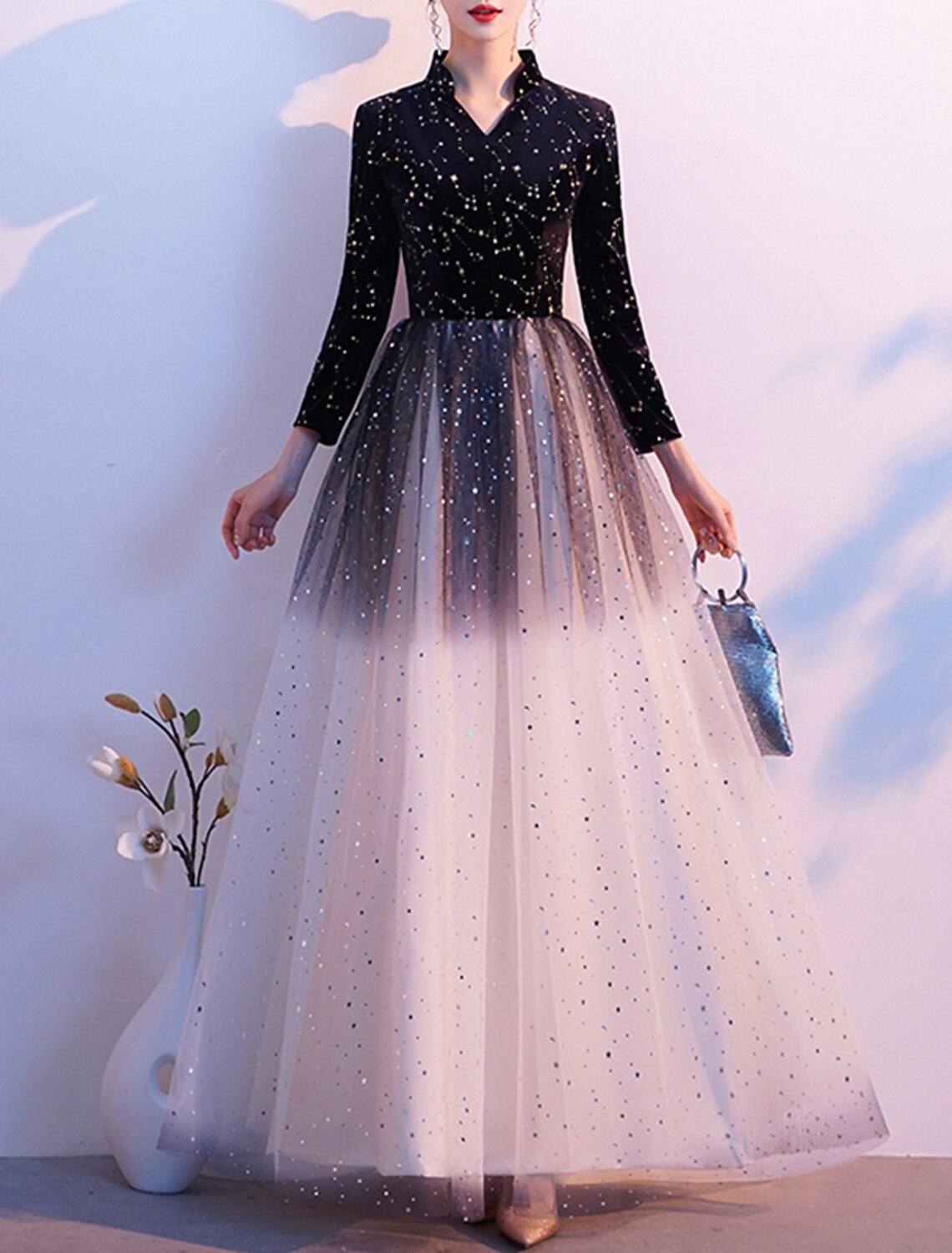 Vestido de noche formal elegante con corte en A y brillantes, estilo reina Ana, manga larga, largo hasta el suelo, de tul con lentejuelas, 2025