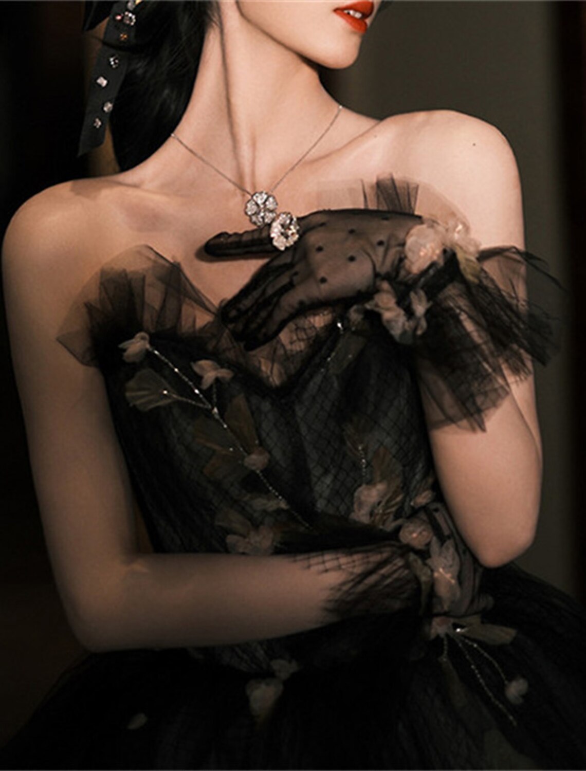 Vestido de quinceañera de princesa, largo hasta el suelo, sin mangas, sin tirantes, de poliéster con apliques