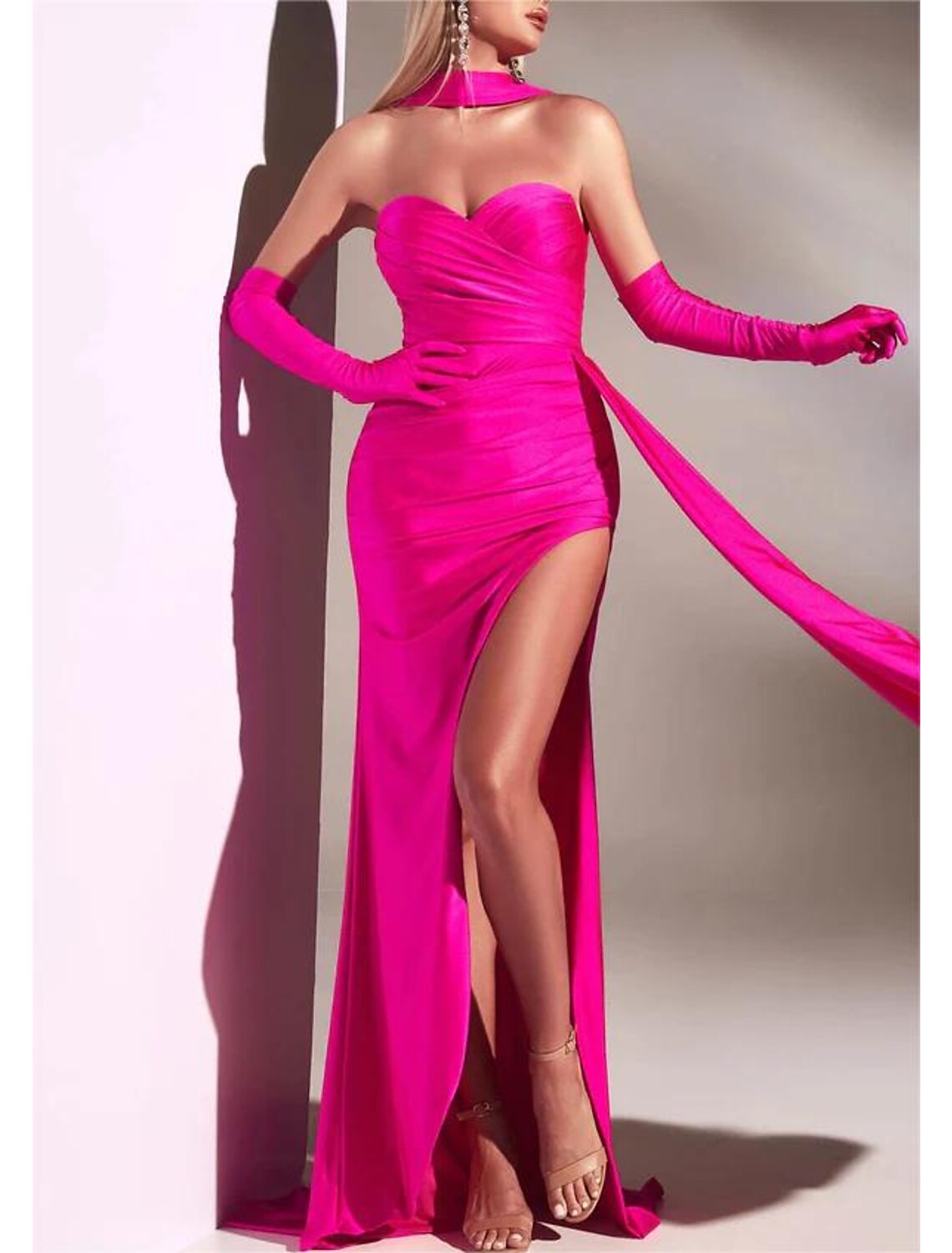 Vestido de noche de sirena/trompeta, vestido de fiesta, carnaval, graduación, cola de corte, sin mangas, sin tirantes, convertible, satén con abertura fruncida, incluye guantes