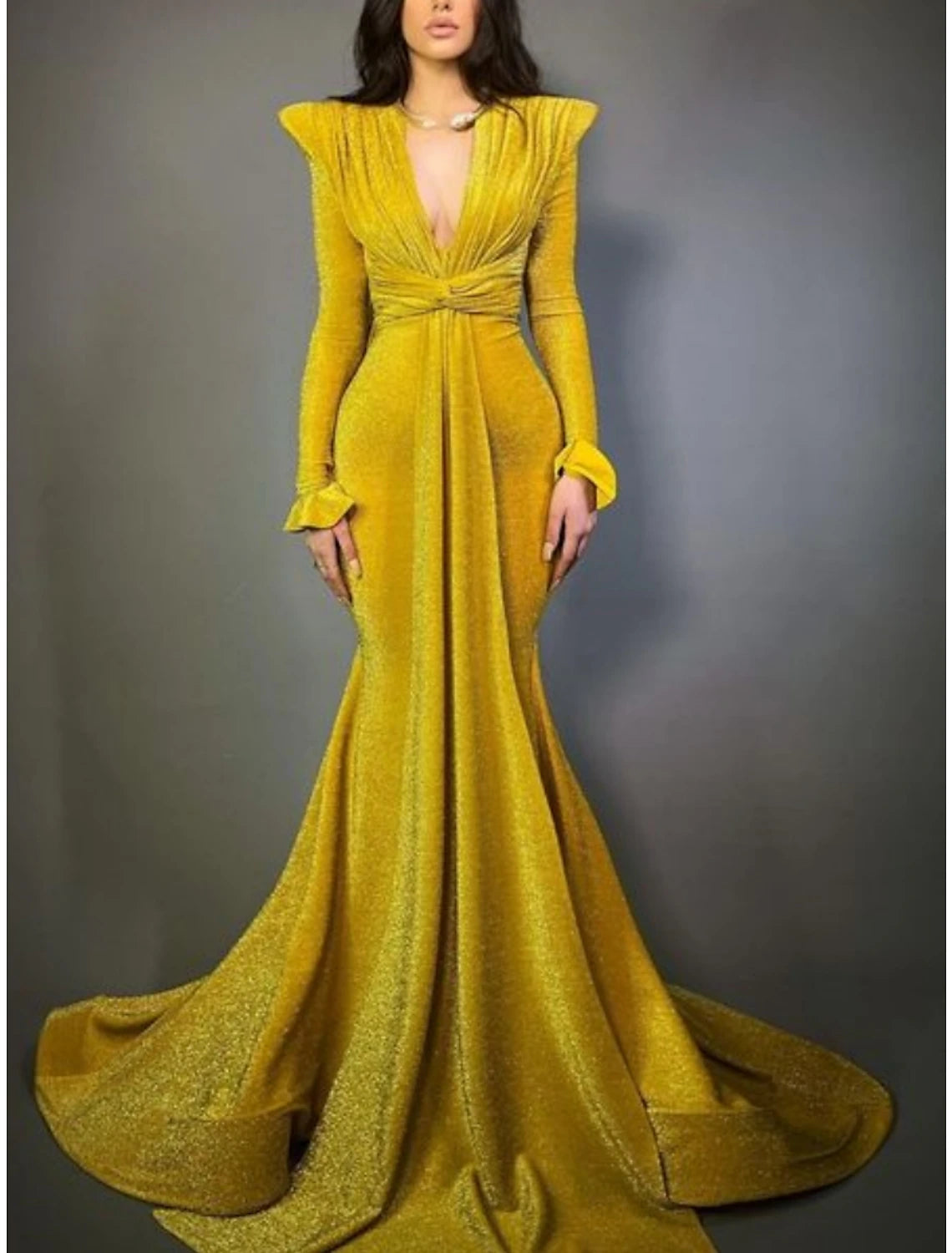 Vestido de noche elegante de corte A, formal, con cola, navideño, manga larga, escote en V, tejido de lurex con brillo, pliegues fruncidos, 2025