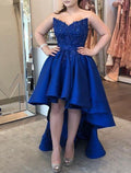 Vestidos de fiesta de graduación de corte A, asimétricos, sin mangas, sin tirantes, de satén con pliegues y apliques.
