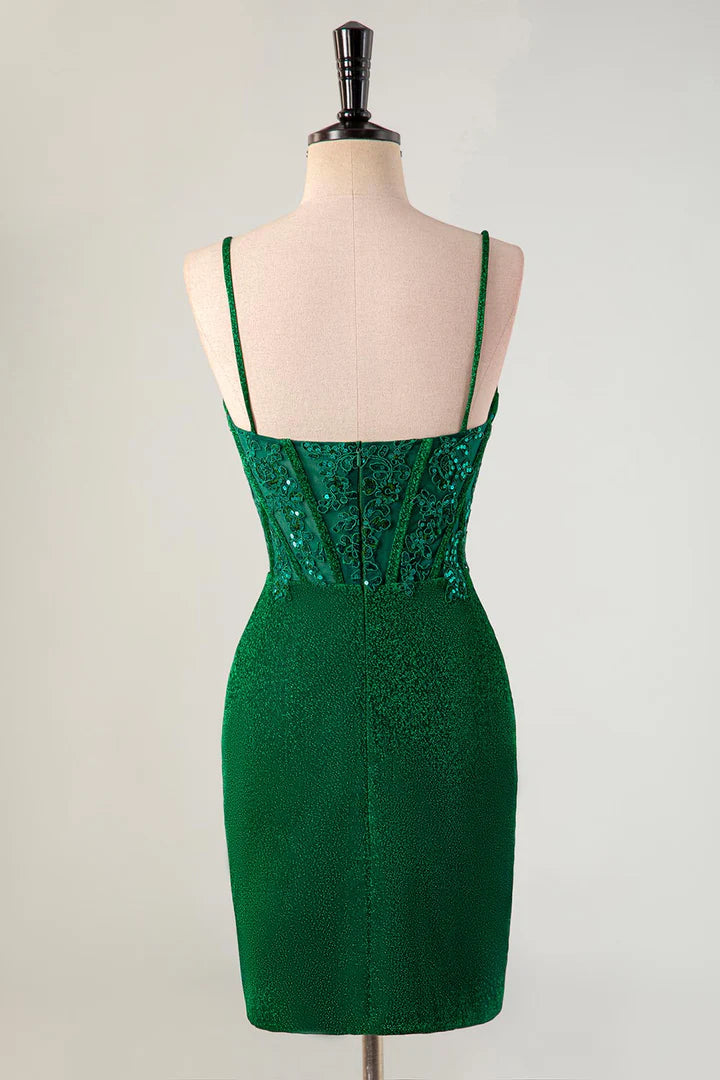 Vestido de vuelta al cole con corsé ajustado 