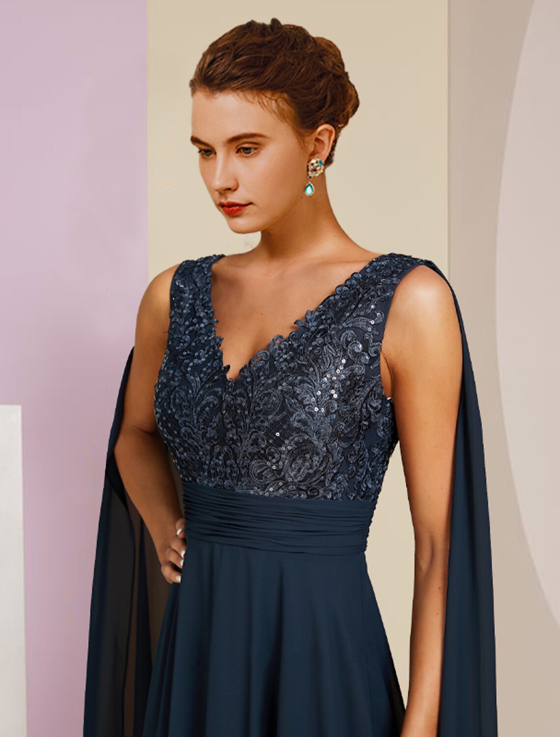 Vestido de madre de la novia con corte en forma de columna, formal, fiesta, elegante, escote en V, largo hasta el suelo, de gasa, encaje, sin mangas, con pliegues y lentejuelas