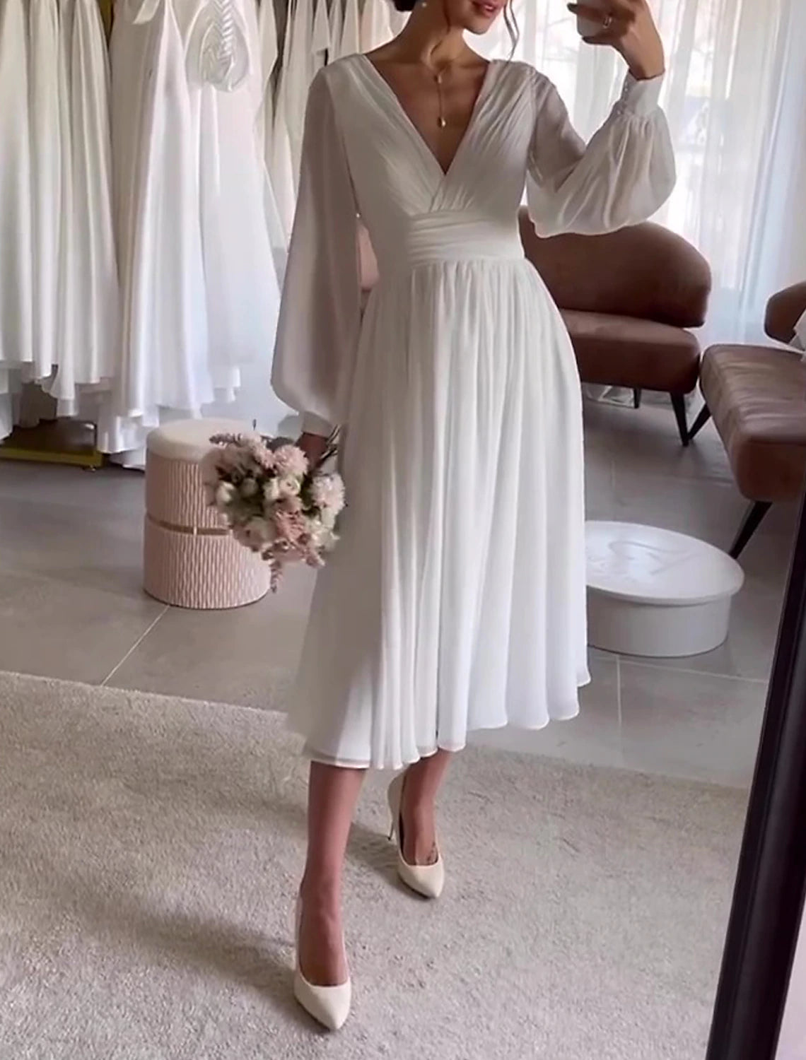 Vestidos de novia sencillos para despedida de soltera, vestidos de novia con brillo y destellos, vestido de fiesta, hombros descubiertos, sin mangas, hasta la rodilla, vestidos de novia de satén con pliegues y apliques.