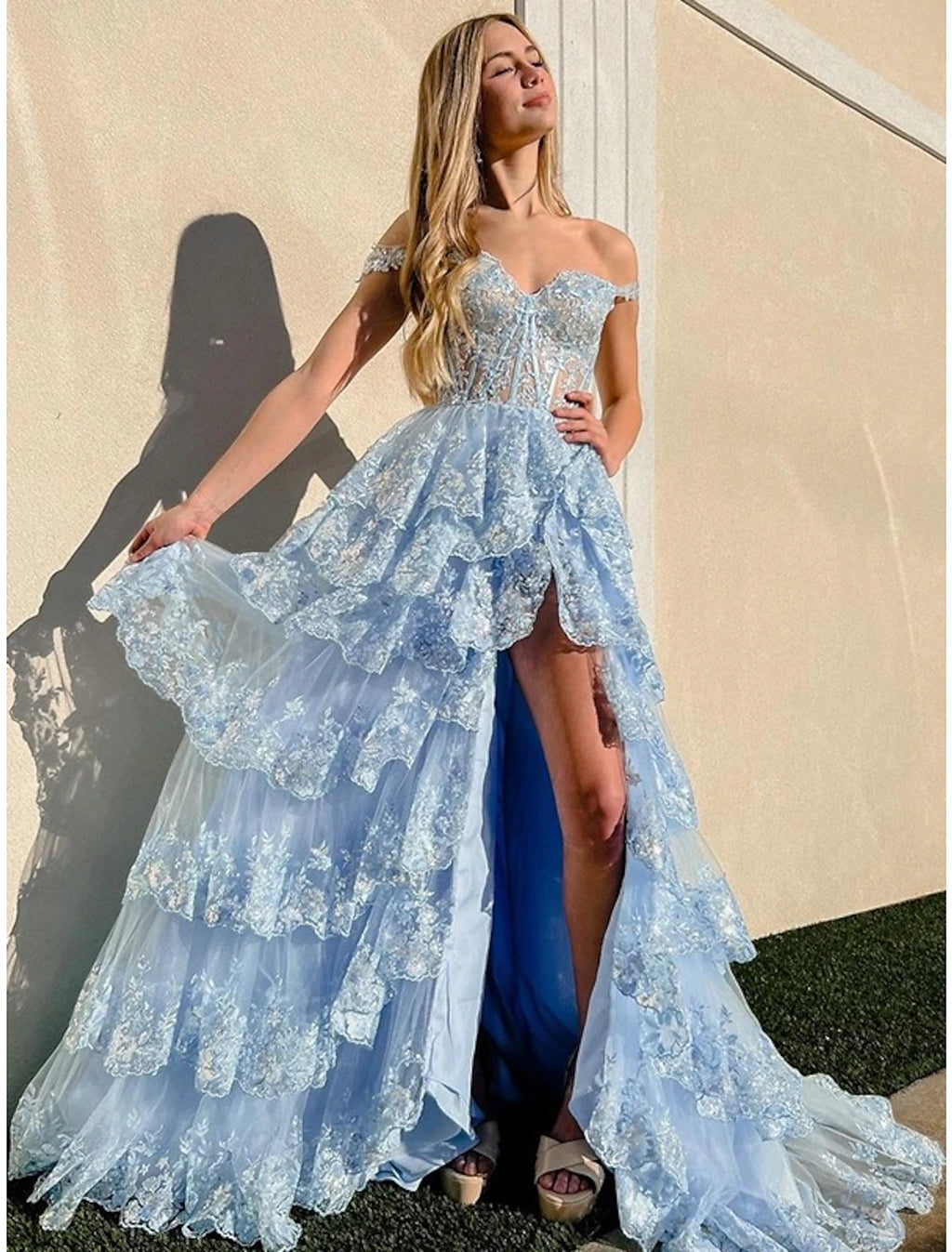 Sky Blue A-Line Tulle Evening Dress - Sweetheart Neckline Gown