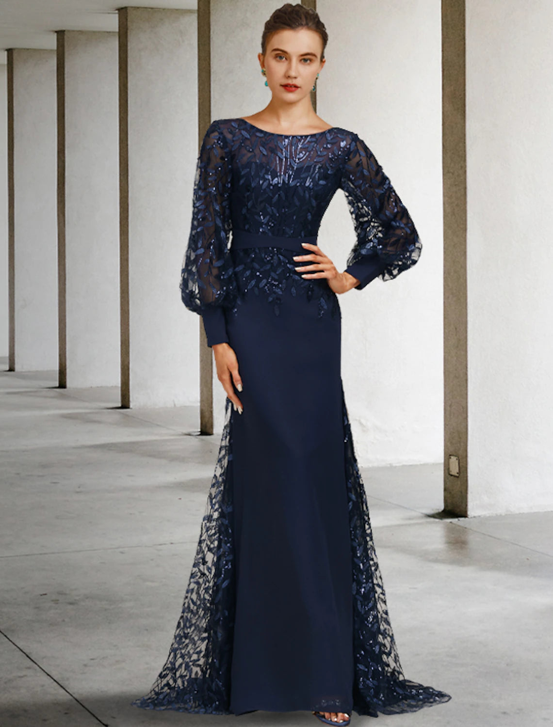 Dark Navy Chiffon Leaf Embroidery Balloon Sleeve Sheath/Column Evening Dress