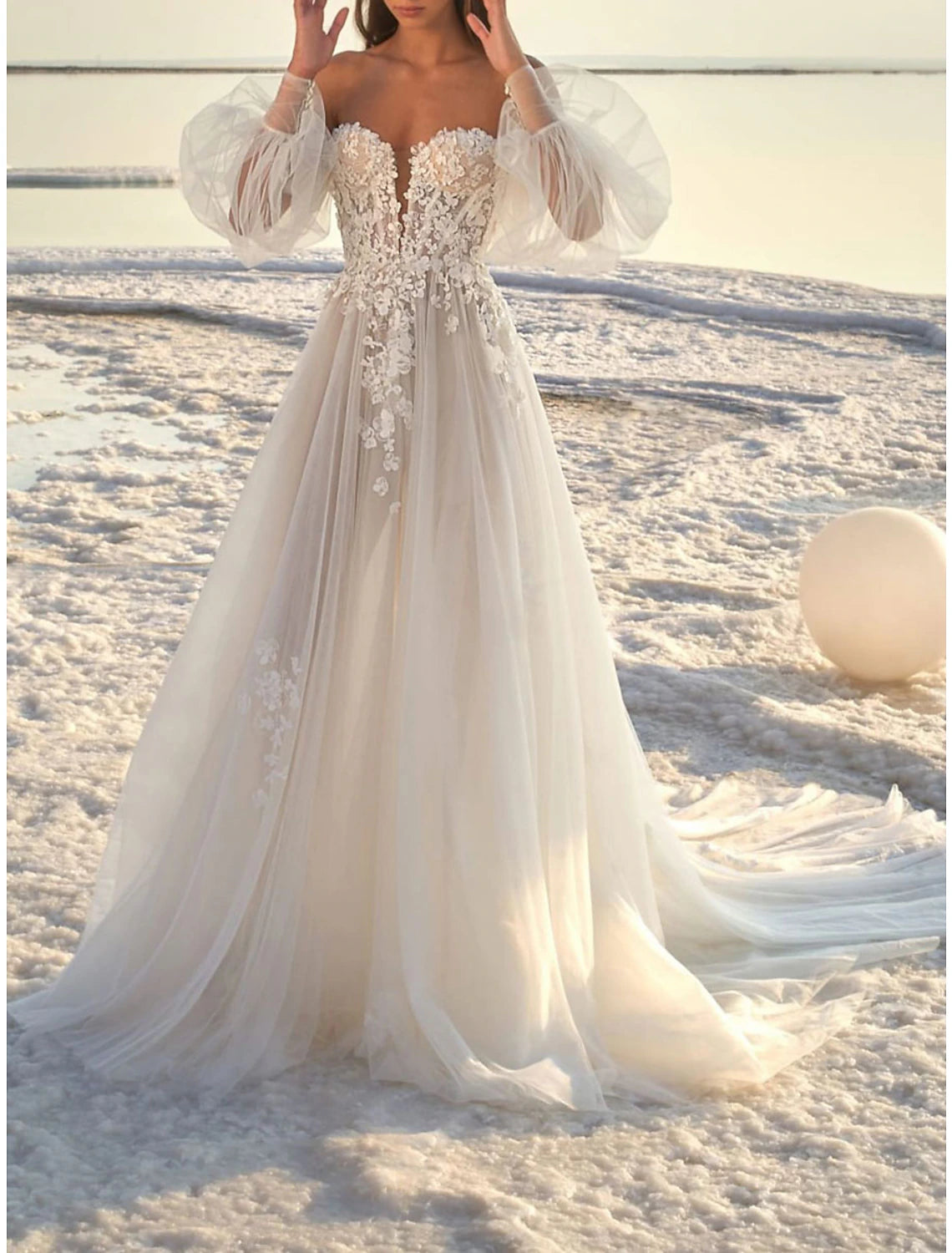 Vestidos de novia formales de playa, corte A, hombros descubiertos, manga larga, cola de corte, encaje, con apliques, para bodas de verano y otoño 2025, ropa de mujer
