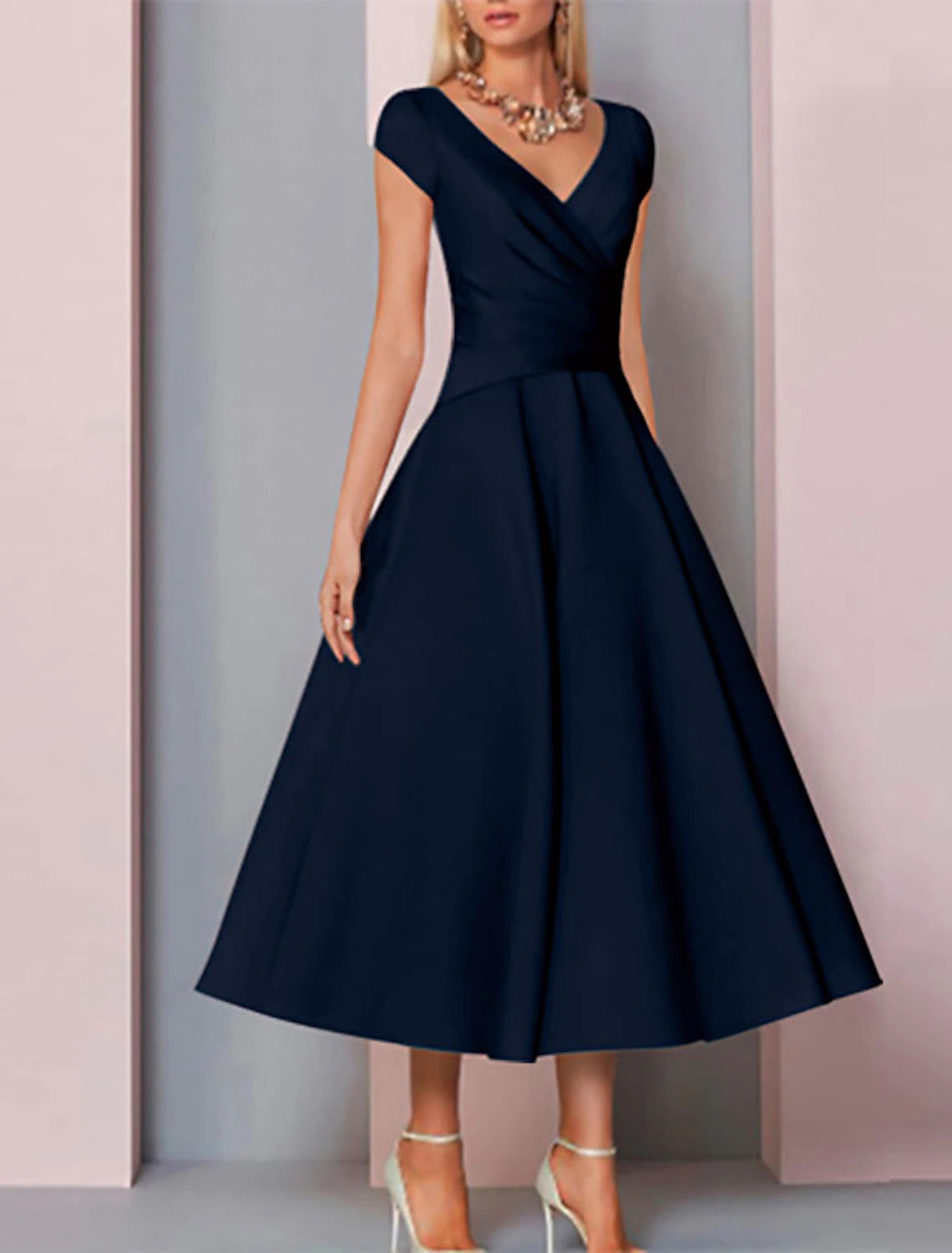 Abito da cerimonia per la madre della sposa, in stile a trapezio, elegante, in charmeuse, con scollo a V, lunghezza tè, senza maniche e arricciature