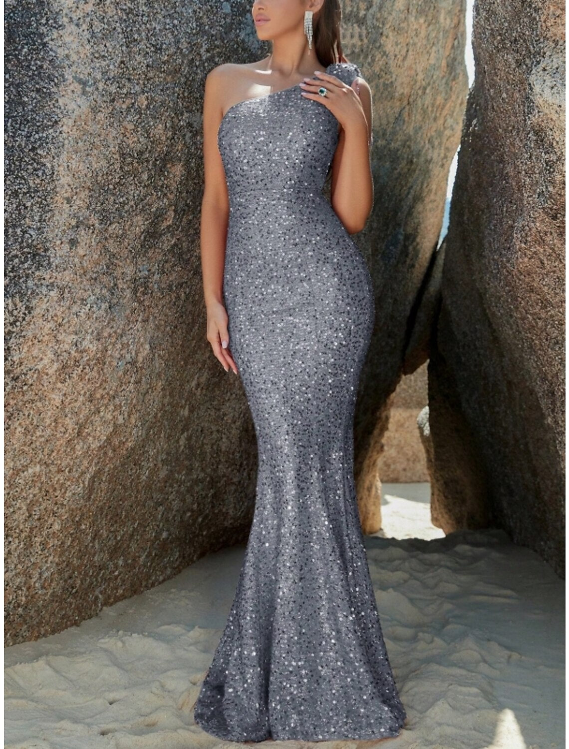 Red Sequin Mermaid Floor-Length Evening Dress