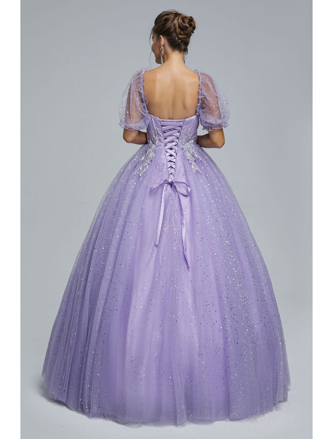 Vestido de fiesta de princesa, para graduación, quinceañera, largo hasta el suelo, manga corta, escote corazón, tul con apliques de lentejuelas.