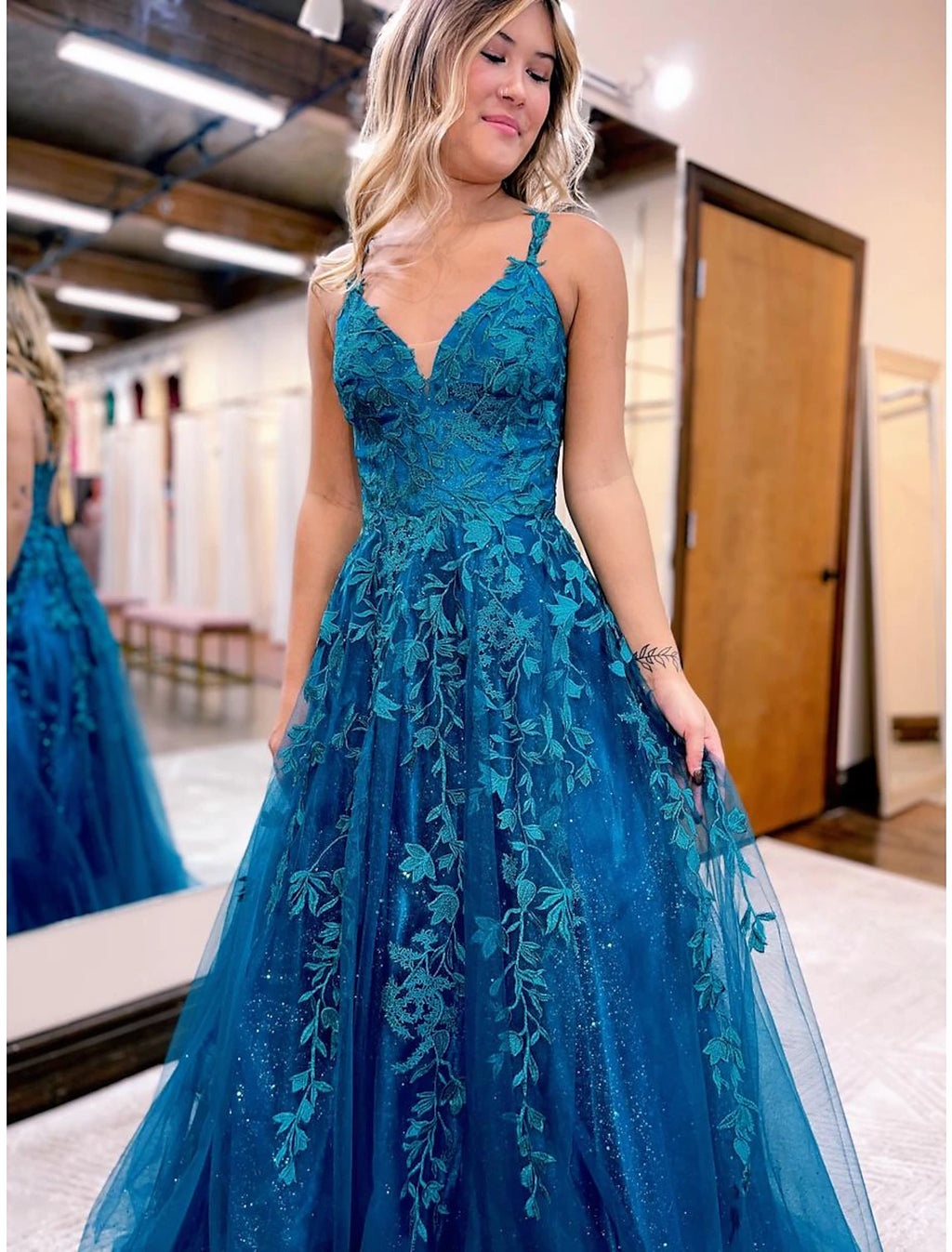 Teal Tulle A-Line V-Neck Floor-Length Gown for Prom & Evening Parties