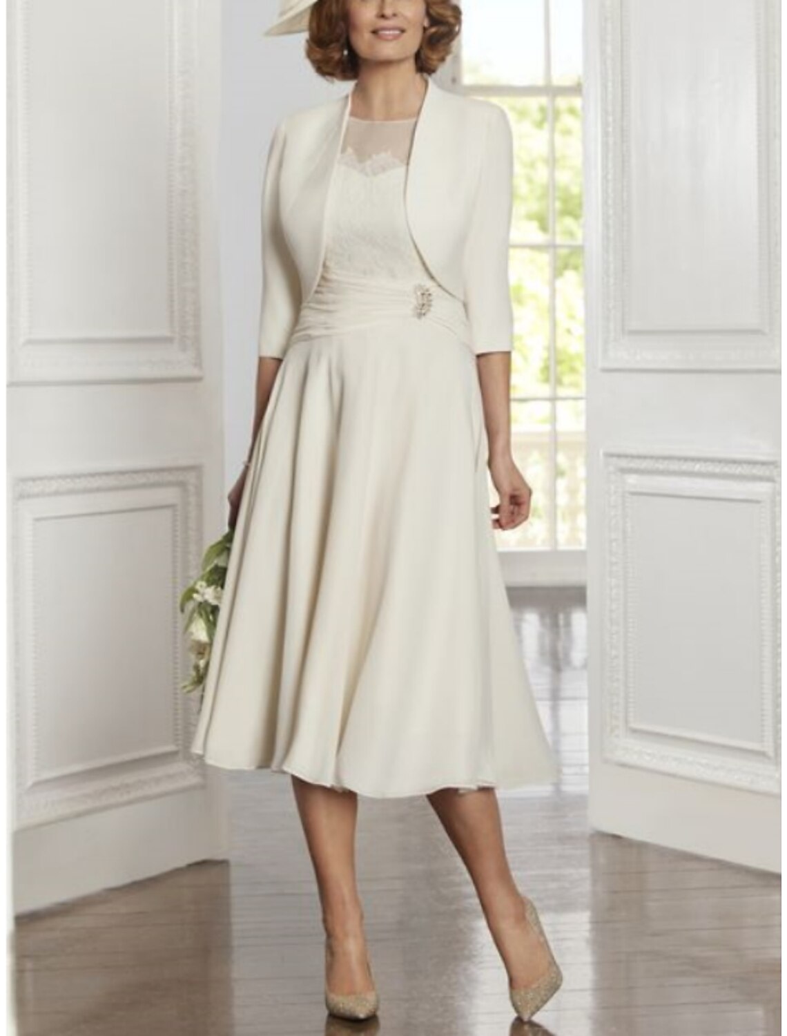 Abito da madre della sposa in due pezzi, elegante, con scollo a barchetta, lunghezza tè, in pizzo, chiffon, maniche a 3/4, con pieghe e cristalli
