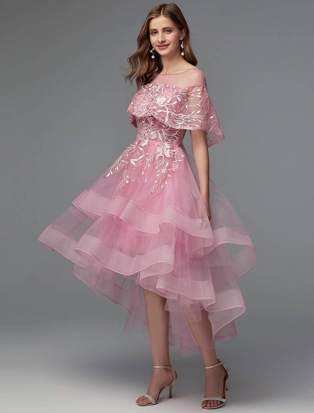 Vestido elegante de corte A para invitada de boda, asimétrico, sin mangas, con escote ilusión y lazo en la espalda con aplicación de encaje 2025