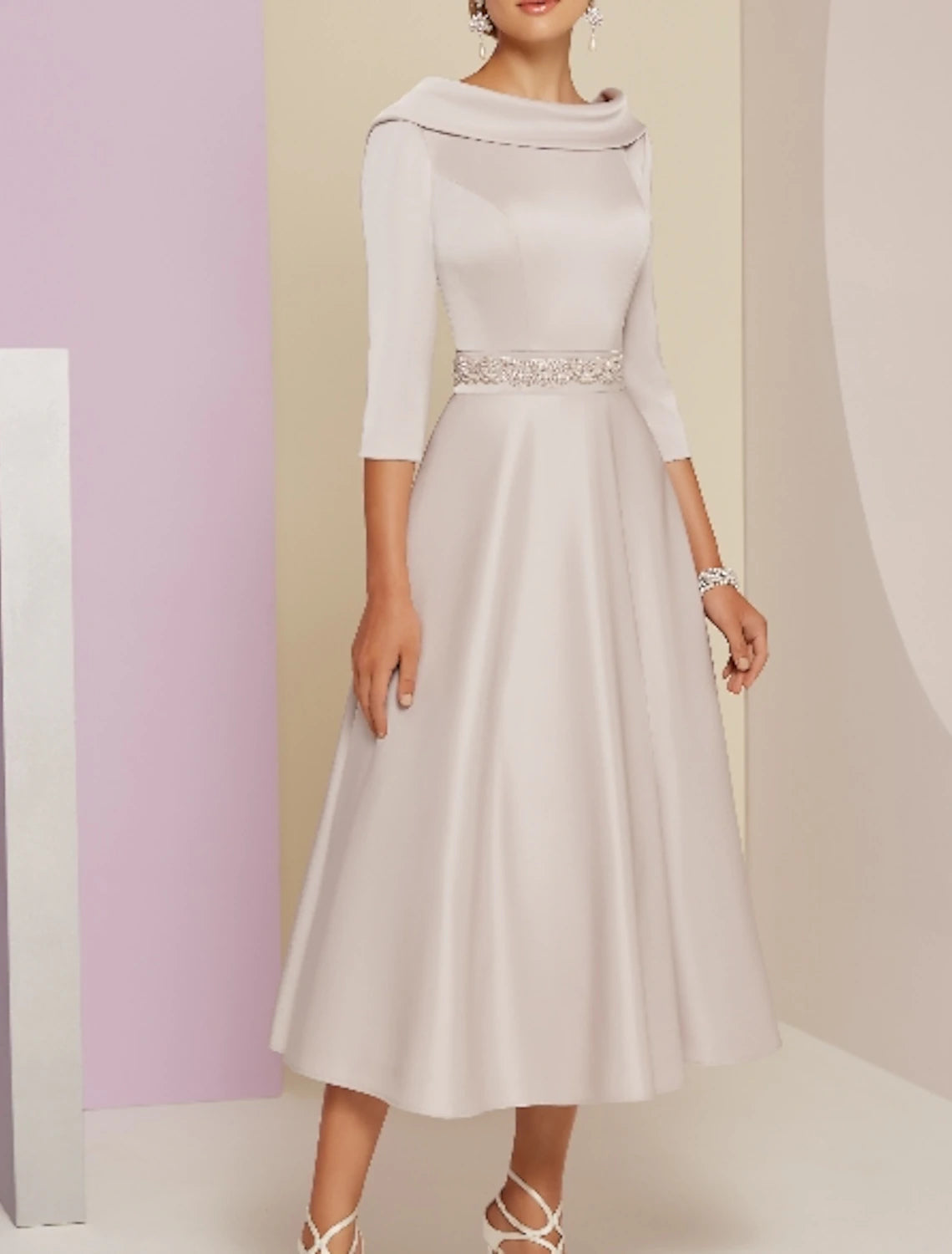 Abito da cerimonia per la madre della sposa, a trapezio, elegante, vintage, taglie forti, con scollo a barca, lunghezza tè, in raso, manica a 3/4 con perline