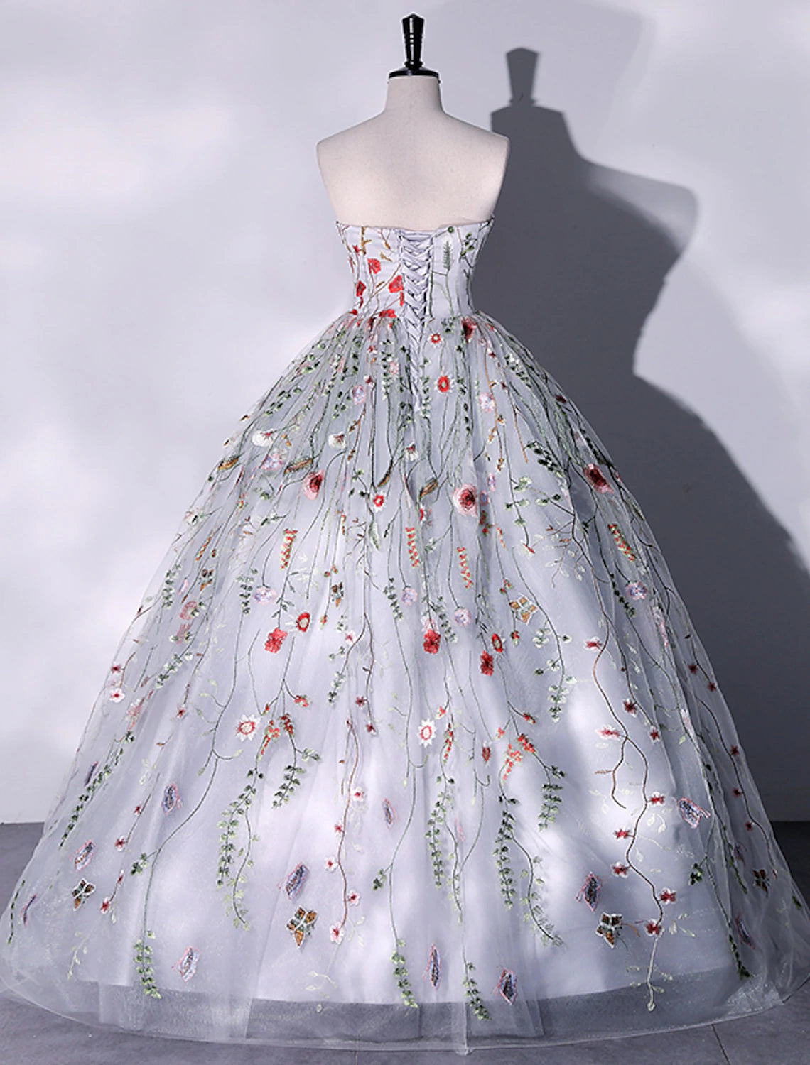 Vestido de noche elegante, vestido de quinceañera, cumpleaños, largo hasta el suelo, sin mangas, sin tirantes, de encaje con aberturas, bordados y apliques.