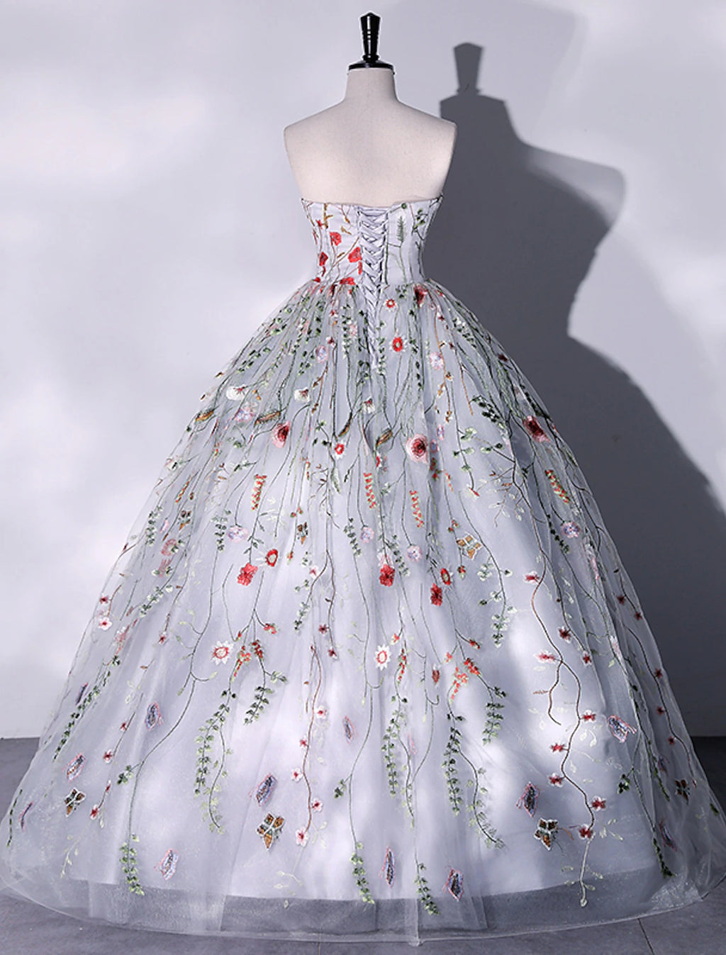 Mist Tulle Ball Gown Floor-Length Sweetheart Dress with Floral Embroidery