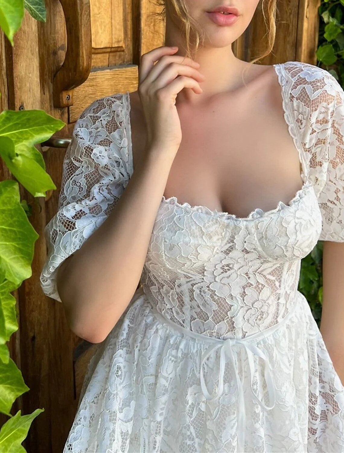 Vestidos de novia blancos de recepción, corte A, escote corazón, media manga, largo hasta la rodilla, de encaje, con apliques, color liso