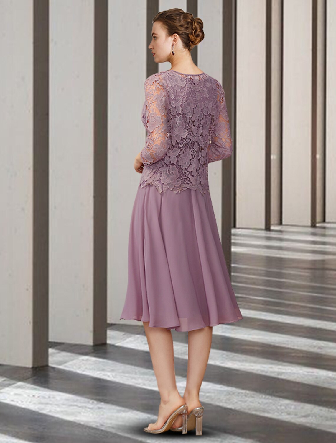 Vestido elegante de dos piezas de corte A para madre de la novia, con escote joya, largo hasta la rodilla, de gasa con encaje, sin mangas y color liso