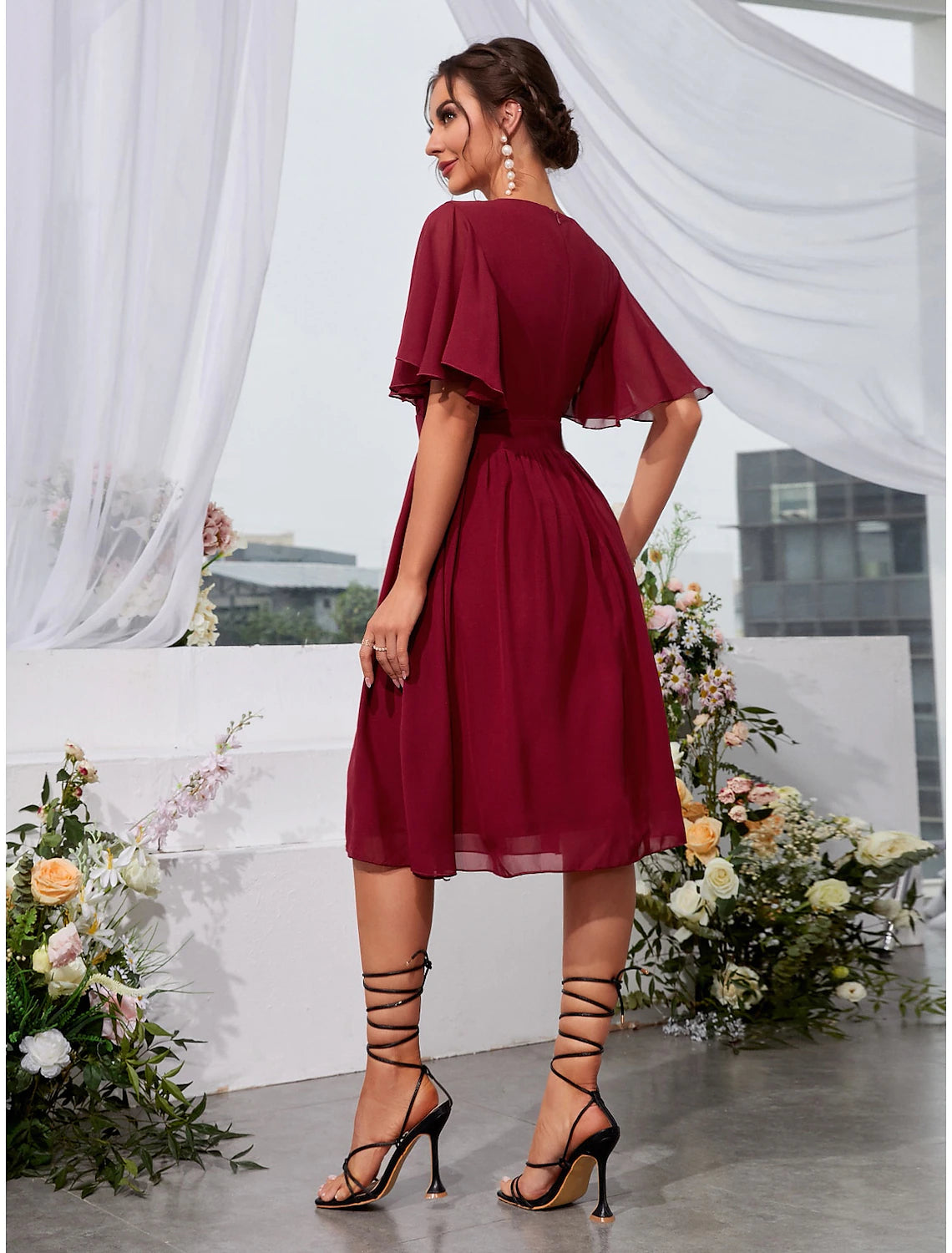 Burgundy Chiffon A-Line Midi Bridesmaid Dress with Flutter Sleeves