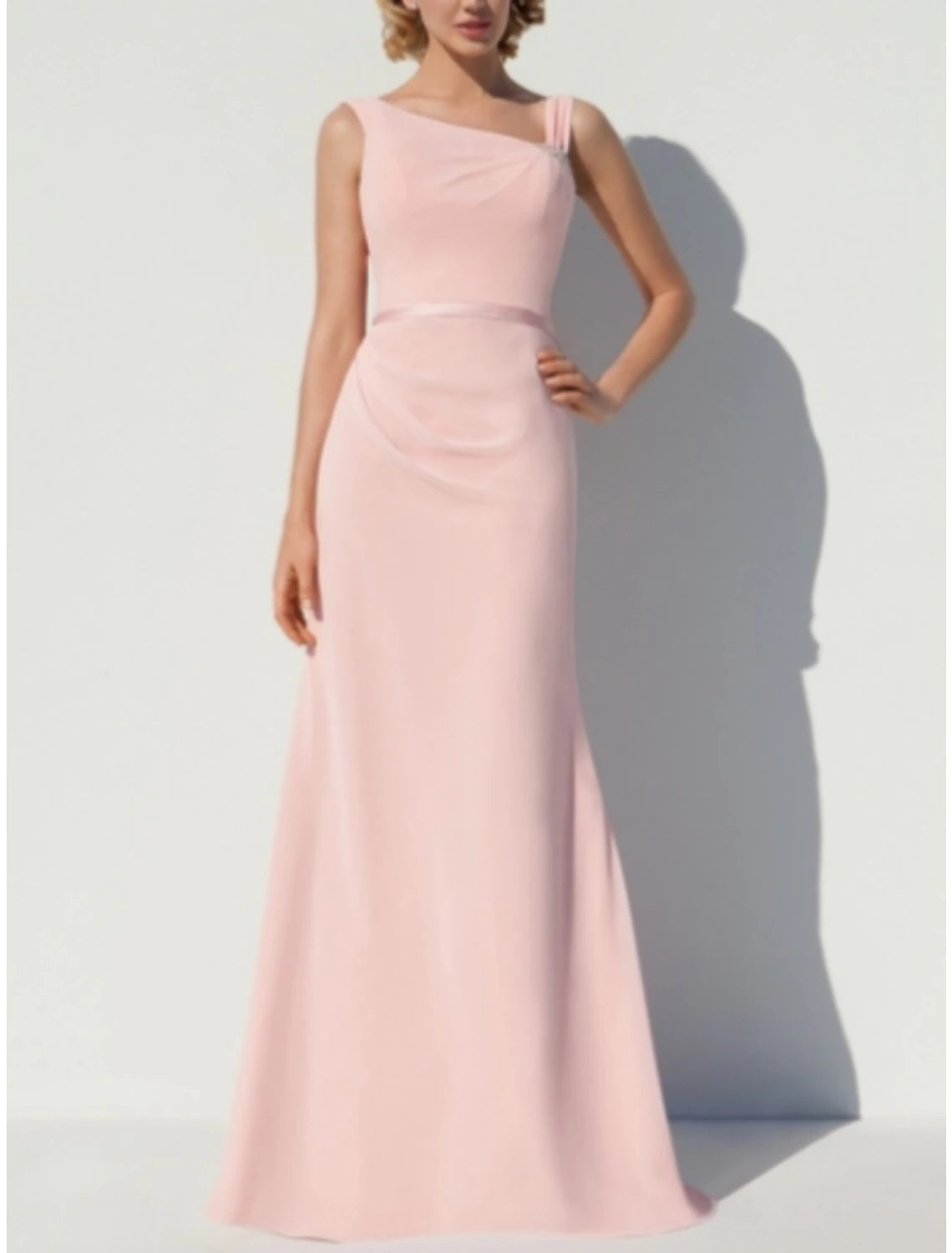 Abito da damigella d'onore a trapezio, elegante, senza maniche, in chiffon, lungo fino al pavimento, con spacco frontale / spilla di cristallo / arricciatura