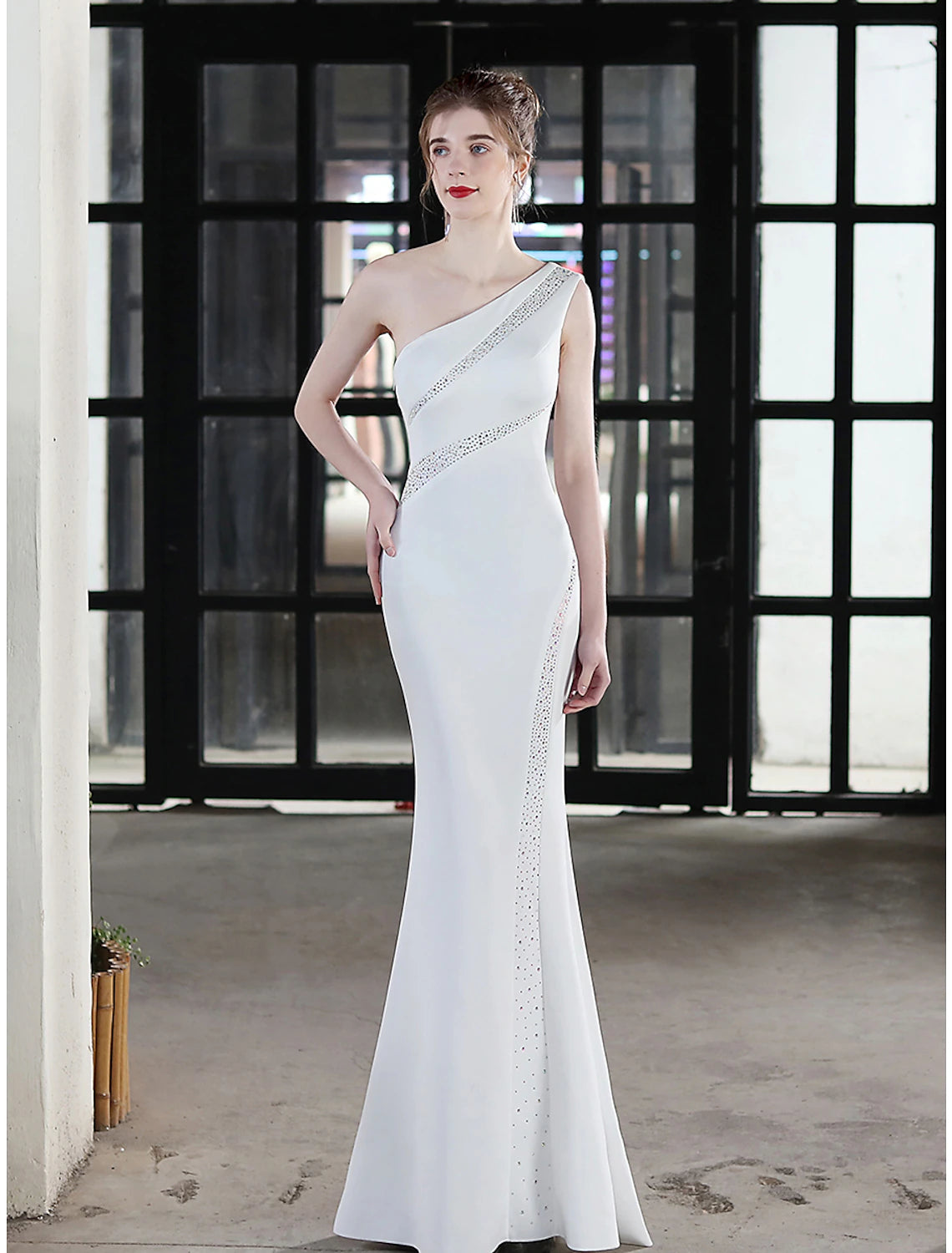 Black One Shoulder Mermaid Floor-Length Evening Dress with Rhinestone Embellishments