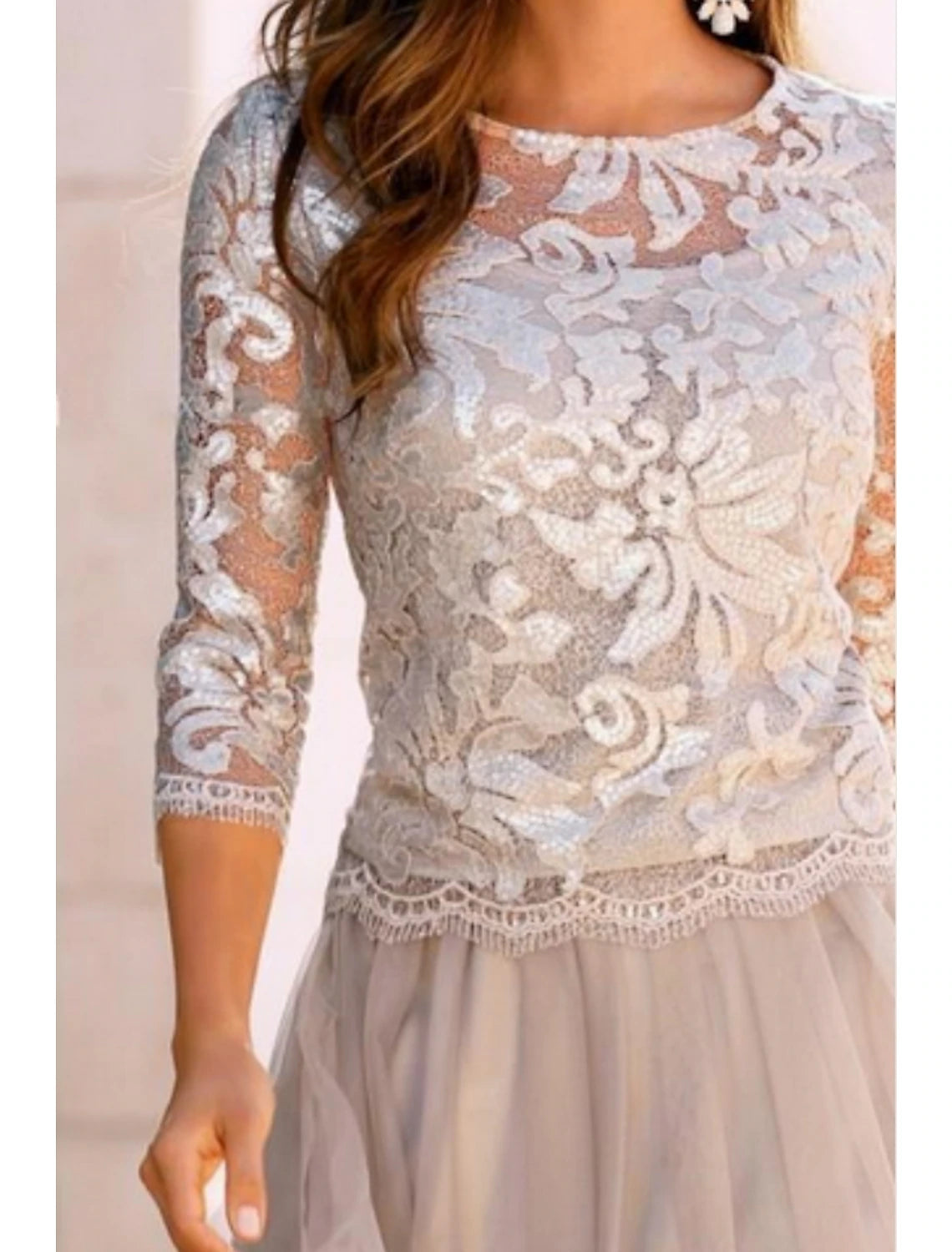Abito da cerimonia per la madre della sposa, in stile a trapezio, elegante, trasparente, con scollo gioiello, lunghezza al ginocchio, in chiffon, pizzo, tulle, maniche a 3/4 con applicazioni a pieghe