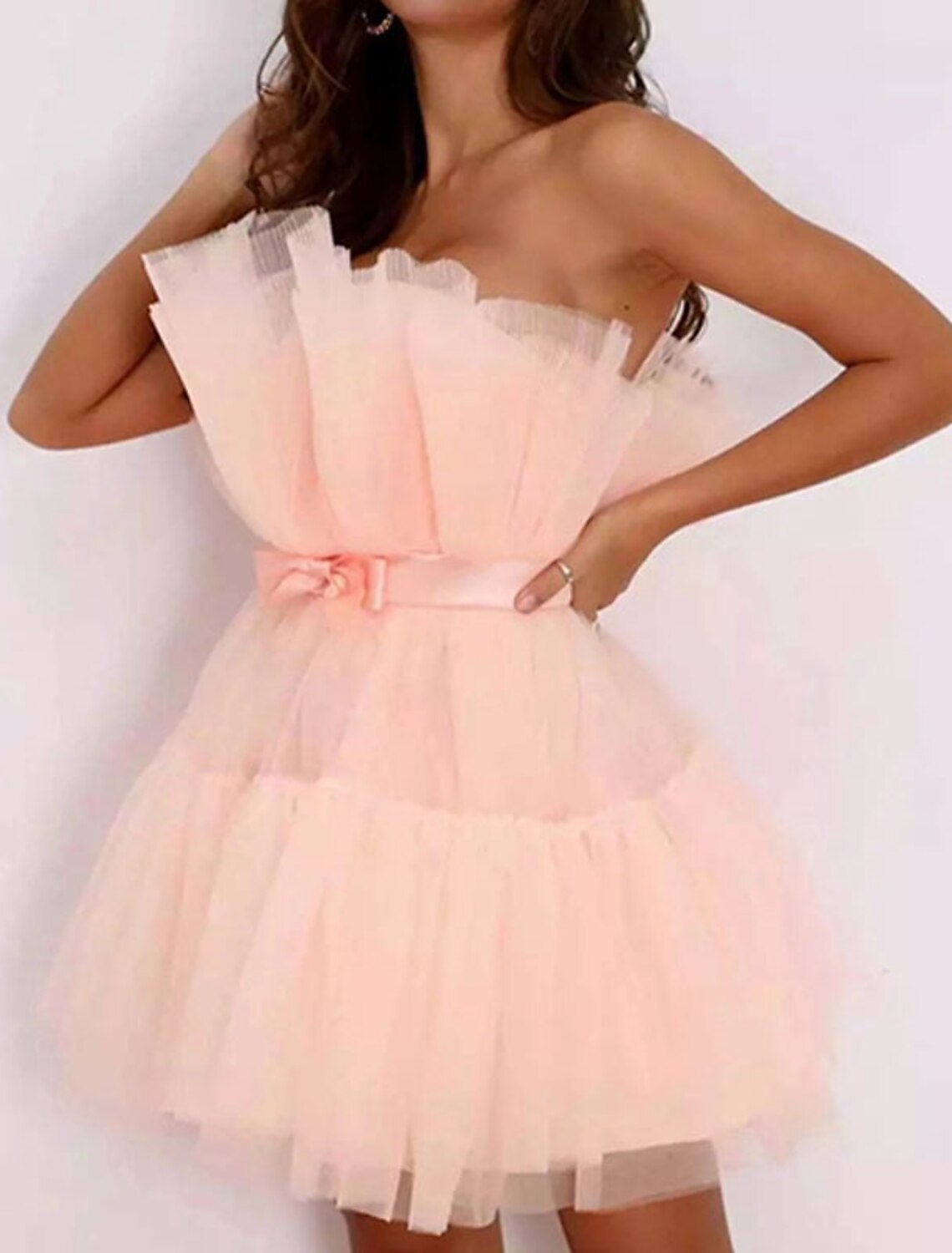 Women‘s Party Pink Sleeveless Pure Color Backless Layered Mesh Strapless Homecoming Dress