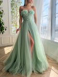 Vestido de noche de corte A, floral, para invitados de boda, formal, con cola, sin mangas, sin tirantes, de tul con lazo(s), abertura