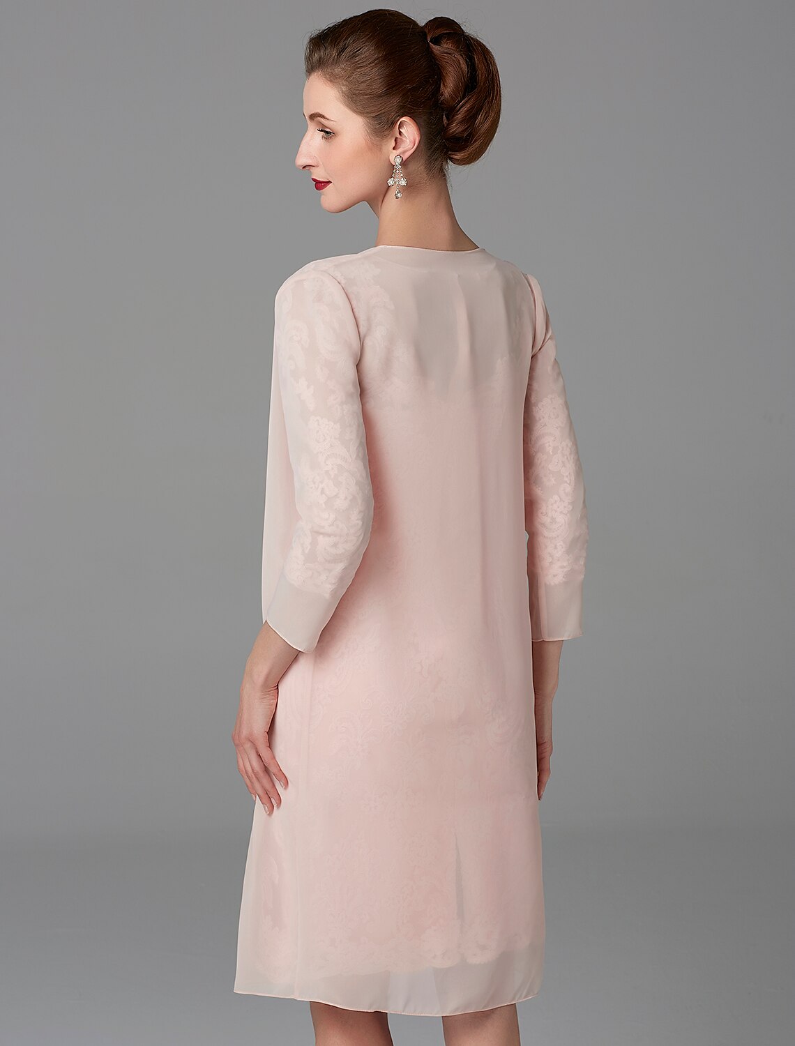 Vestido de madre de la novia de dos piezas, estilo tubo/columna, con brillo y brillo, cuello joya, largo hasta la rodilla, de gasa, con encaje, mangas 3/4, chaqueta y apliques de cuentas.